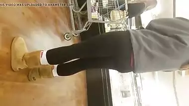 Upside down bubble oc candid booty market find...