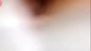 Desi girl fingering pussy selfie cam video