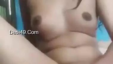 Cute Indian Girl Masturbating