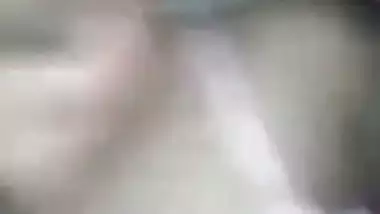 Indian XXX couple takes hot video of their night sex MMS