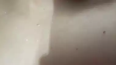 Young Indian lovers romance and xxx sex video MMS