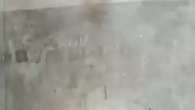 Bengali boudi sex mood naked in bathroom