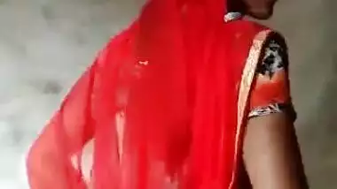 rajasthani aunty showing
