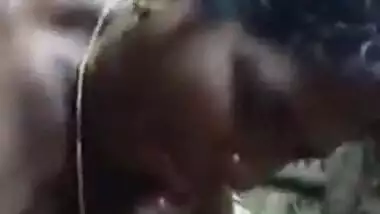 Mature Tamil aunty sucking dick of neighbor for money