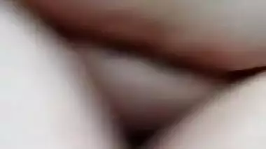 Today Exclusive- Horny Hunter Bhabhi Showing Her Boobs And Pussy