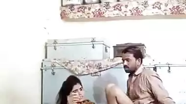 Beautiful village girl fucking