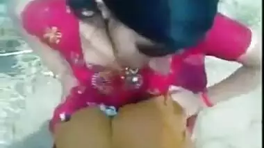 Indian Shy Beautiful muslim girl honey dripping...