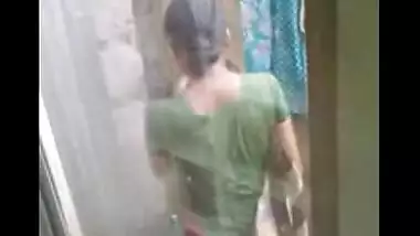 Tamil teen outdoor bath secretly captured by neighbor