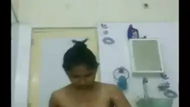 Caught my desi sister bathing