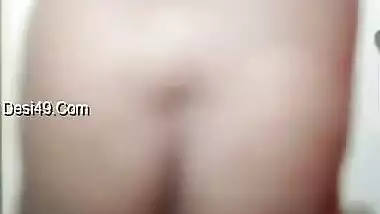Today Exclusive- Sexy Bhabhi Showing Her Nude Body